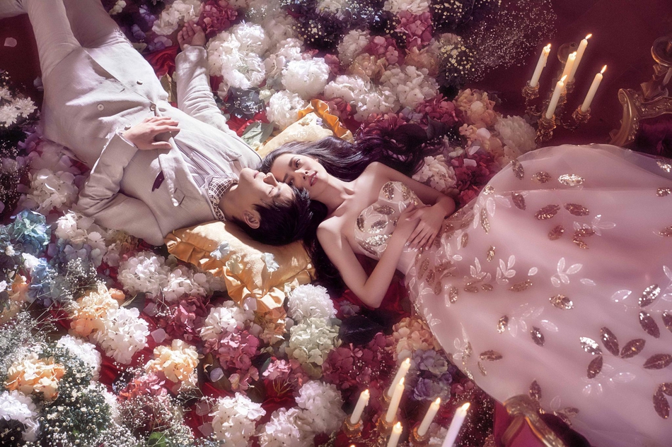 郭碧婷向佐婚纱照图片,郭碧婷向佐婚后照片