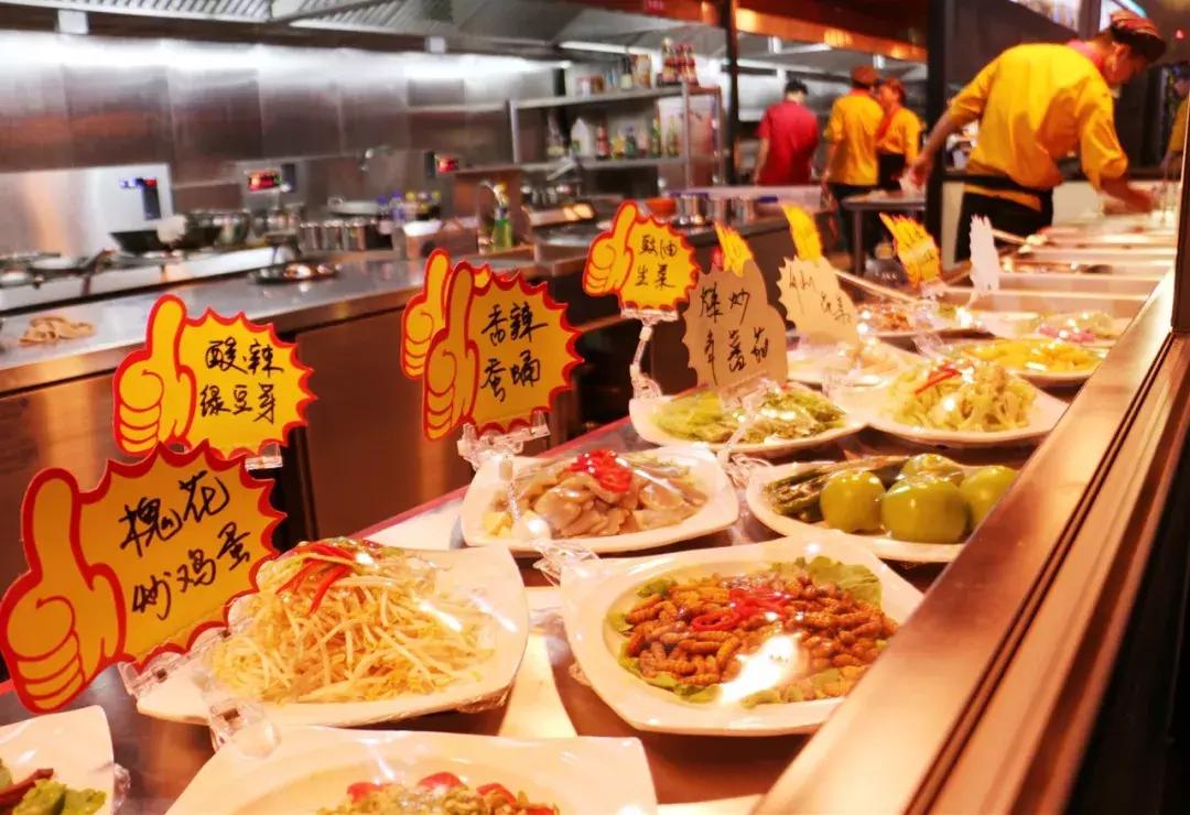 龙门小龙虾烧烤,夏天路边大排档撸串啤酒小龙虾