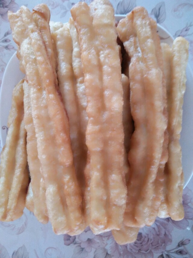 油条最好吃的做法根根蓬松,油条怎么做才酥脆好吃又简单