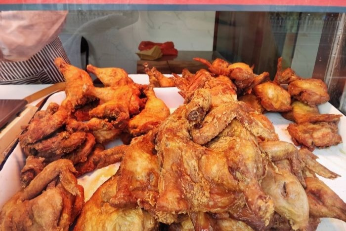 天津好吃的美食一条街晚上,天津中山路美食街