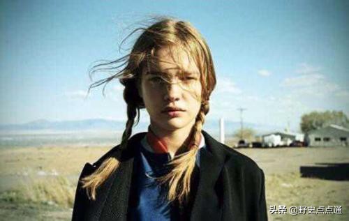 领证结婚了！38岁的俄罗斯超模带着前夫3个孩子嫁给LV太子爷