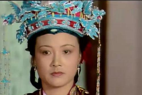 红楼梦中王熙凤与尤氏关系,红楼梦王熙凤为何必须杀死尤二姐