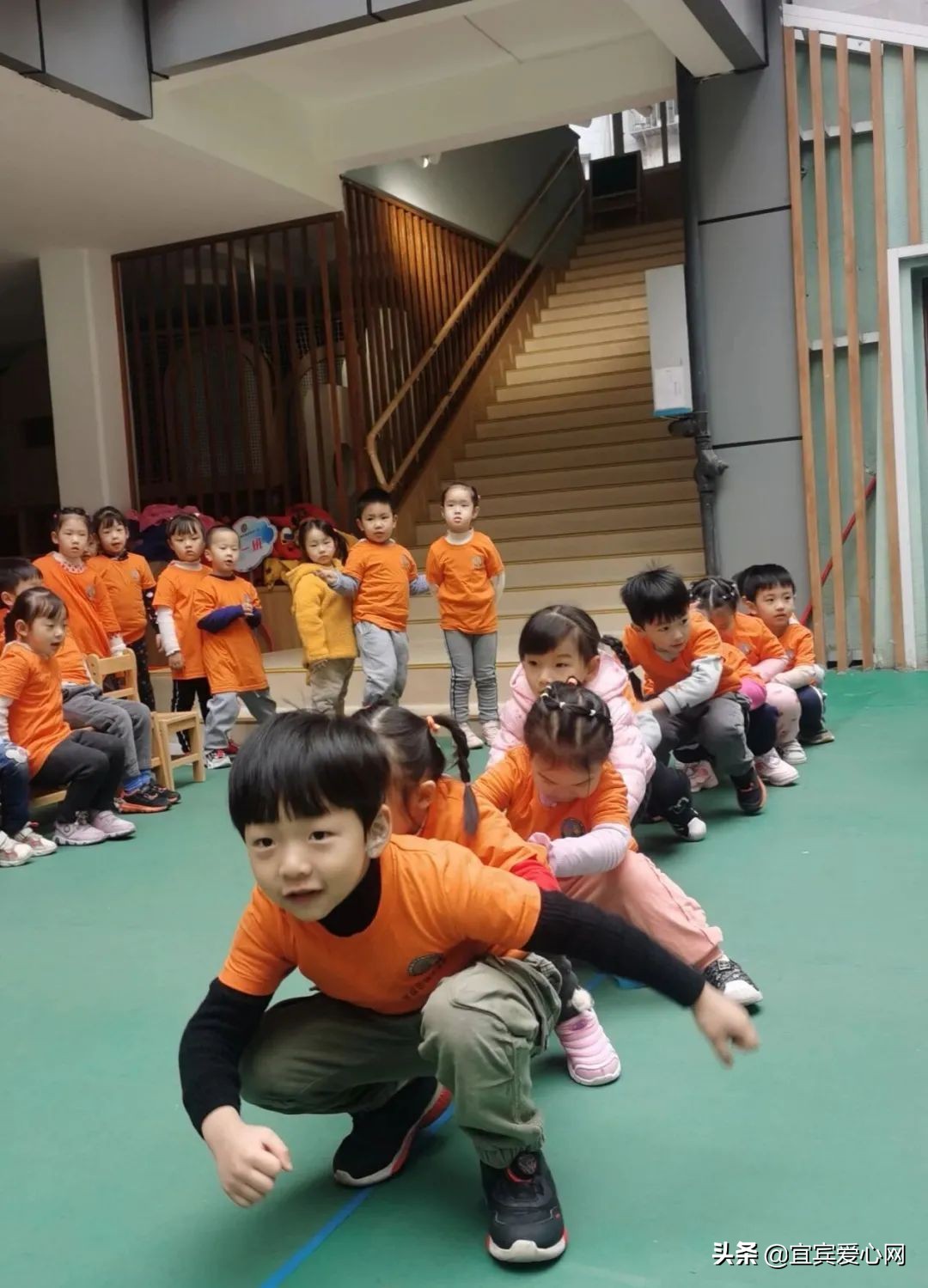 幼儿园乐享春天活动,幼儿园欢乐运动