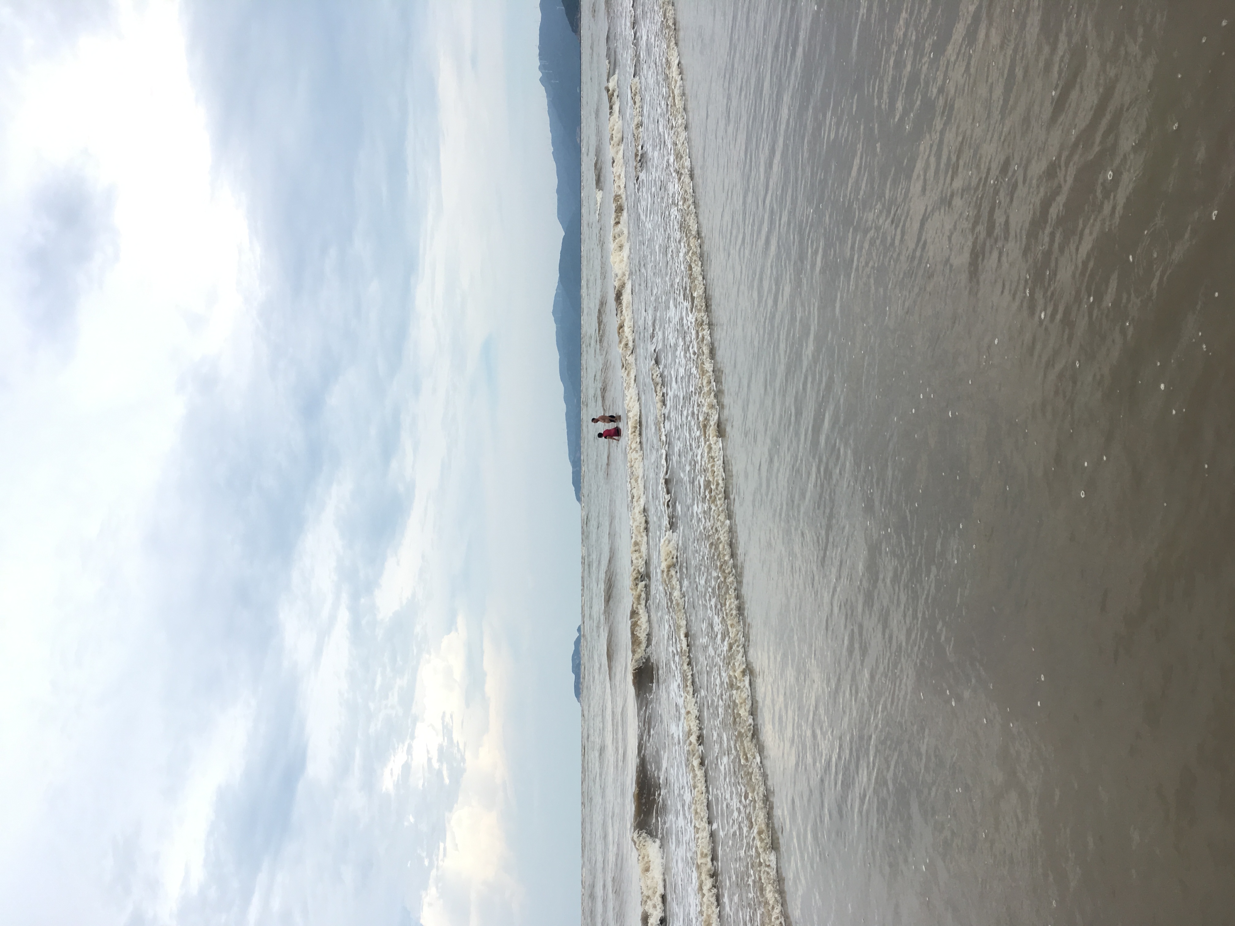 深圳沙滩还是珠海沙滩好一点,珠海阳光沙滩免费吗