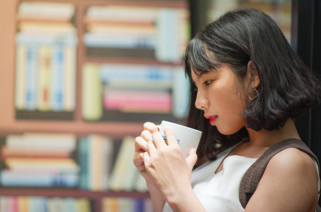 如何拿下40岁女人的心,吸引40多岁的女人最有效的方法