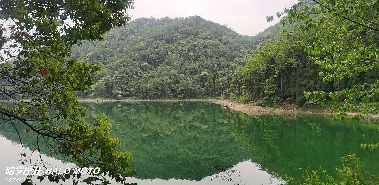 宝马摩托f750gs低配和高配的区别,宝马f750gs外观可以改成1250吗