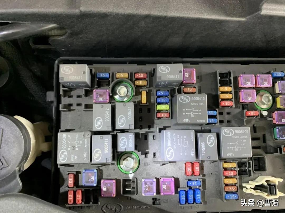 新款君越涉水,新款君越进水