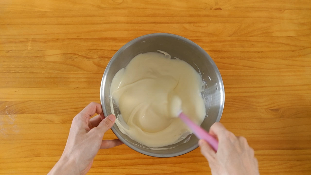 蛋糕卷不回缩的方法,原味蛋糕卷如何不开裂