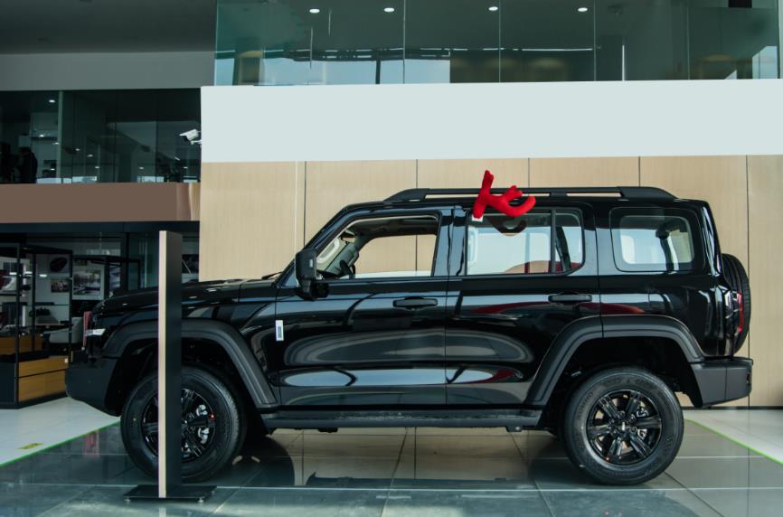 探店坦克300,最新款坦克300拖车