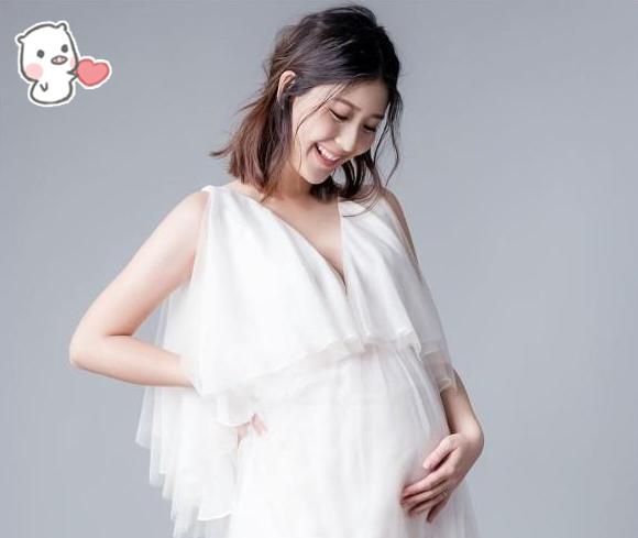 余香凝素颜近照,余香凝怀孕图片