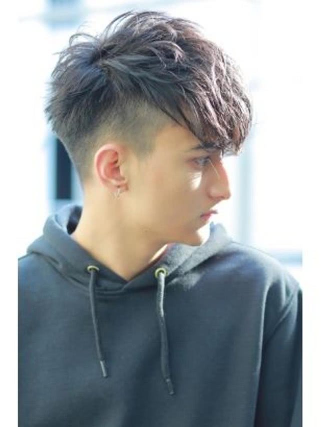 当不成李现也能拥有韩商言、叶修同款,2019年夏季男士发型指南