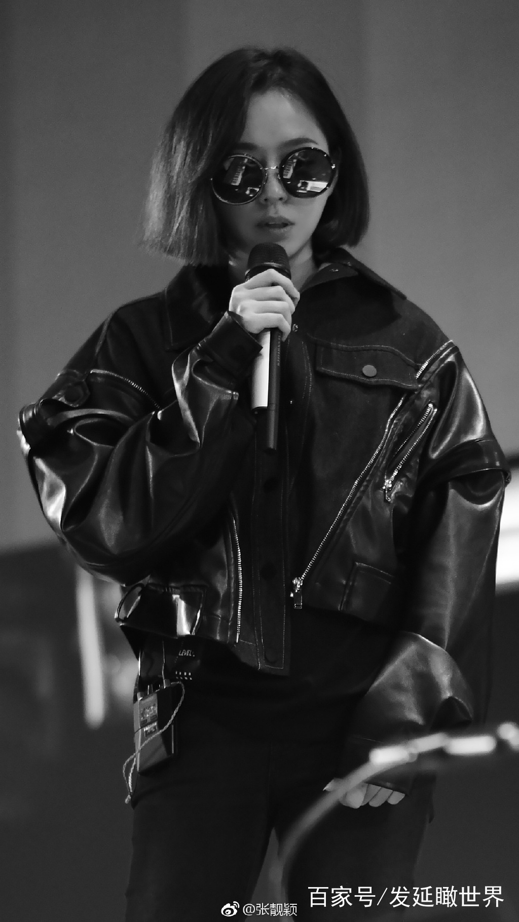 被誉为“海豚公主”，更让王思聪打call的她，却错爱了渣男15年……