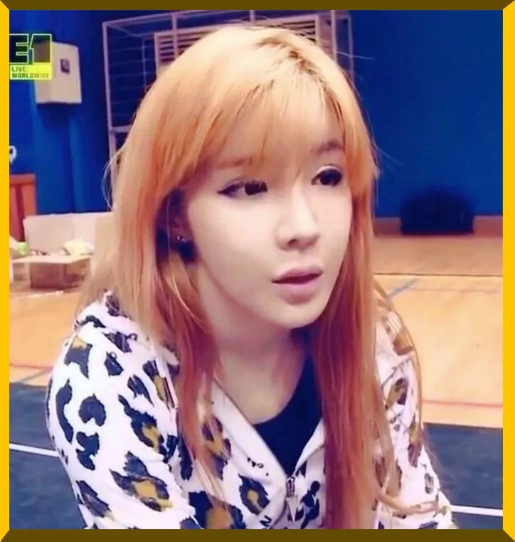 因为辱华跪地道歉的韩星,韩星被霸凌