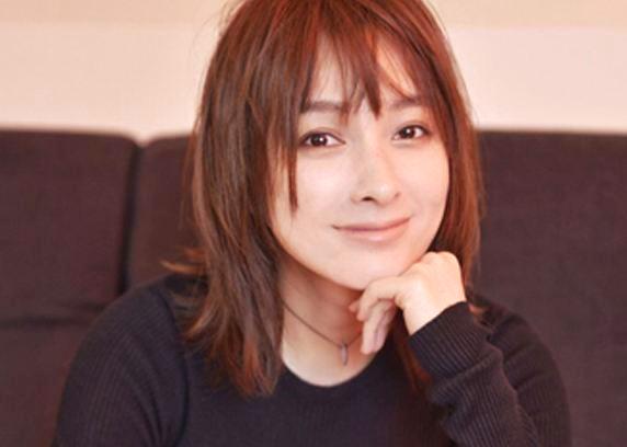 你是否拥有“幼稚脸”，要看脸上有没有这5个特征，第3个很难得