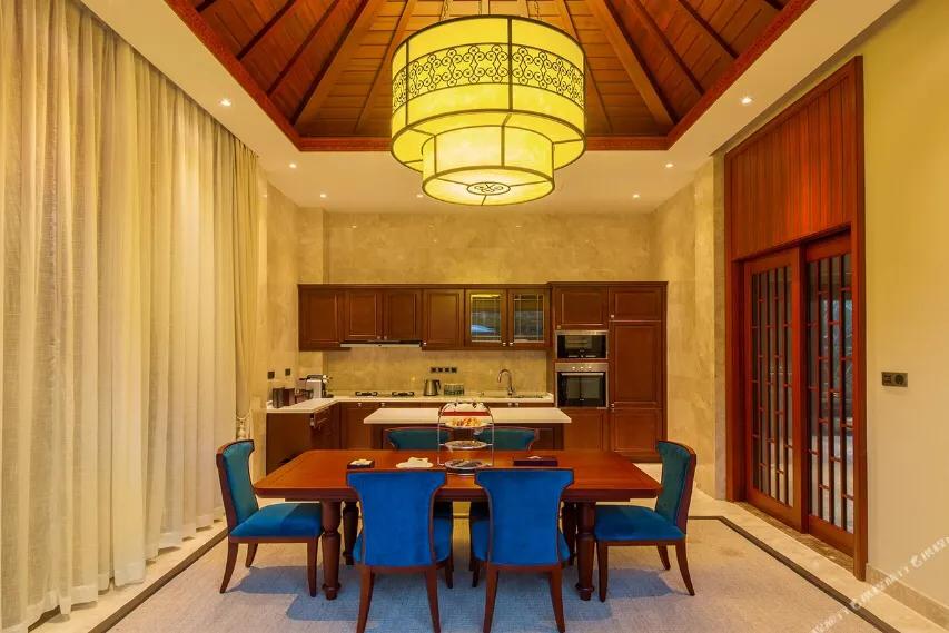 三亚温泉套票团购,三亚别墅5晚团购