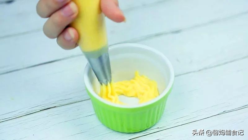 冰淇淋给小孩可以做什么吃的 (小宝宝适合吃什么冰淇淋)