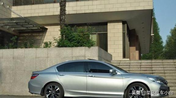 老款雅阁怎么看车况,老款雅阁机油怎么看