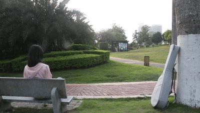 拒绝暴躁老师上线，摊牌吧！选个好吉他你也能一个月学会，比如它