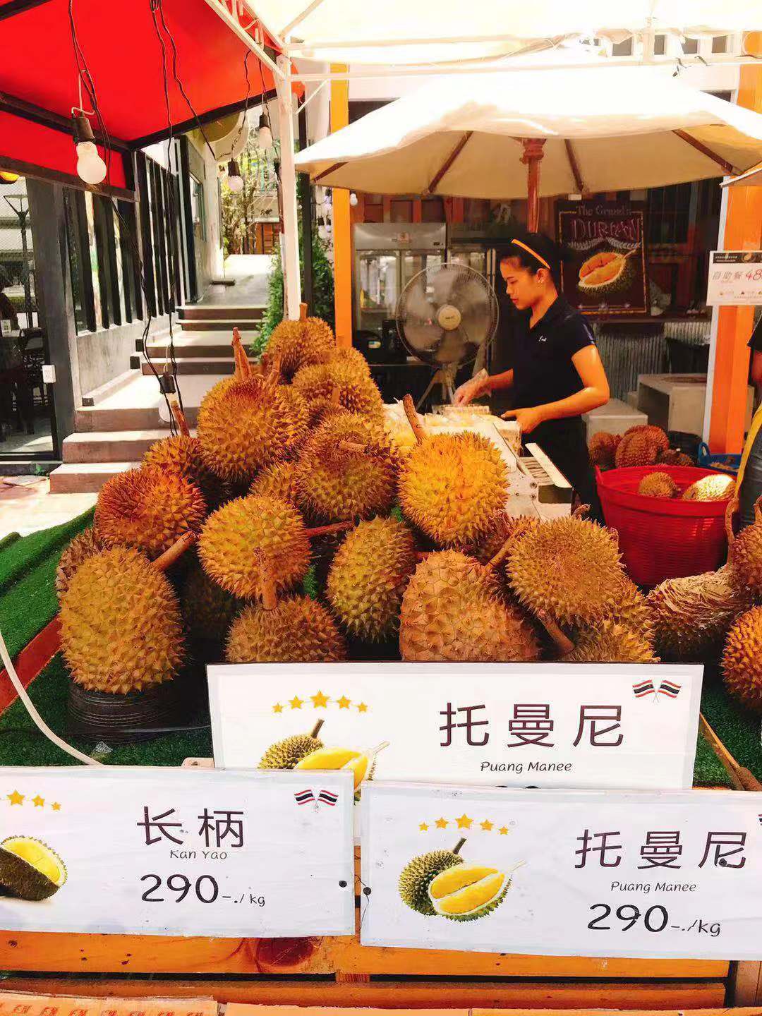 泰国1000泰铢的自助餐,泰国自助餐可以随便吃吗