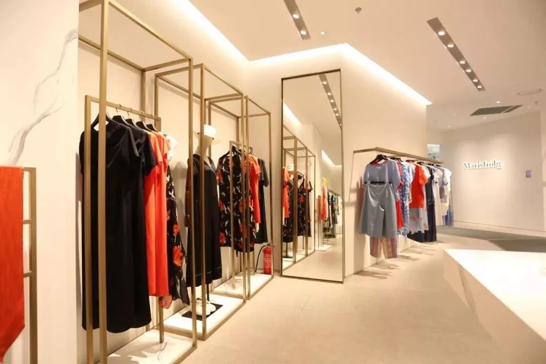 玛丝菲尔女装,玛丝菲尔女装适合哪一类女性