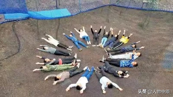 樱桃沟足球小镇攻略,建业中原文化小镇樱桃沟足球小镇