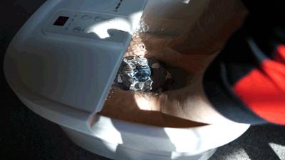 鍙岃剼娴告场鍦ㄦ俯娉夐噷,鍙岃剼娉＄儹姘磋兘鑸掔瓔娲荤粶