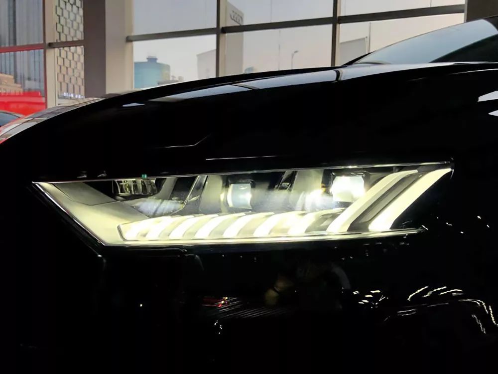 新款奥迪q8实车图,全新款奥迪q8配置细节全方位测评