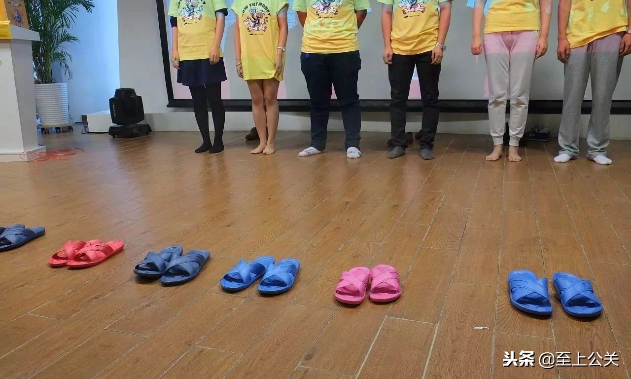 60人年会趣味游戏十大排行,400多人年会创意互动游戏