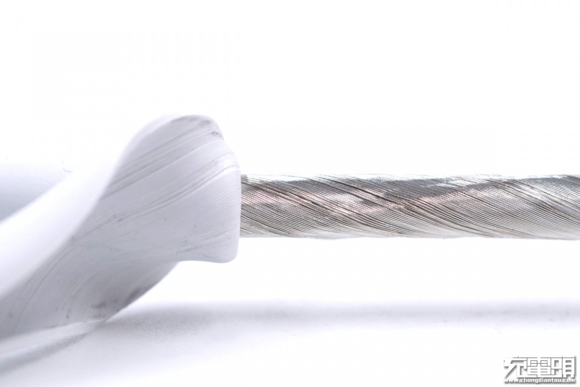 华为usb充电线拆解,华为40w快充数据线拆解构造