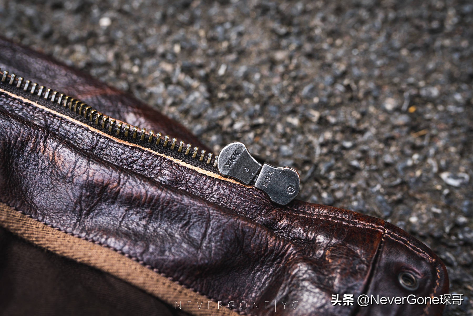 小众棕色短款皮衣,英伦机车皮衣推荐