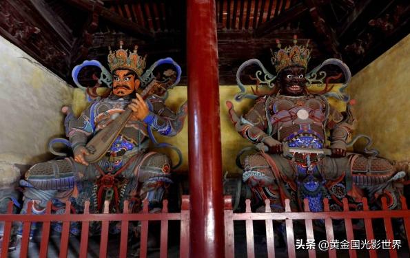 鲁迅东方美神老照片,鲁迅先生的倒坐观音像