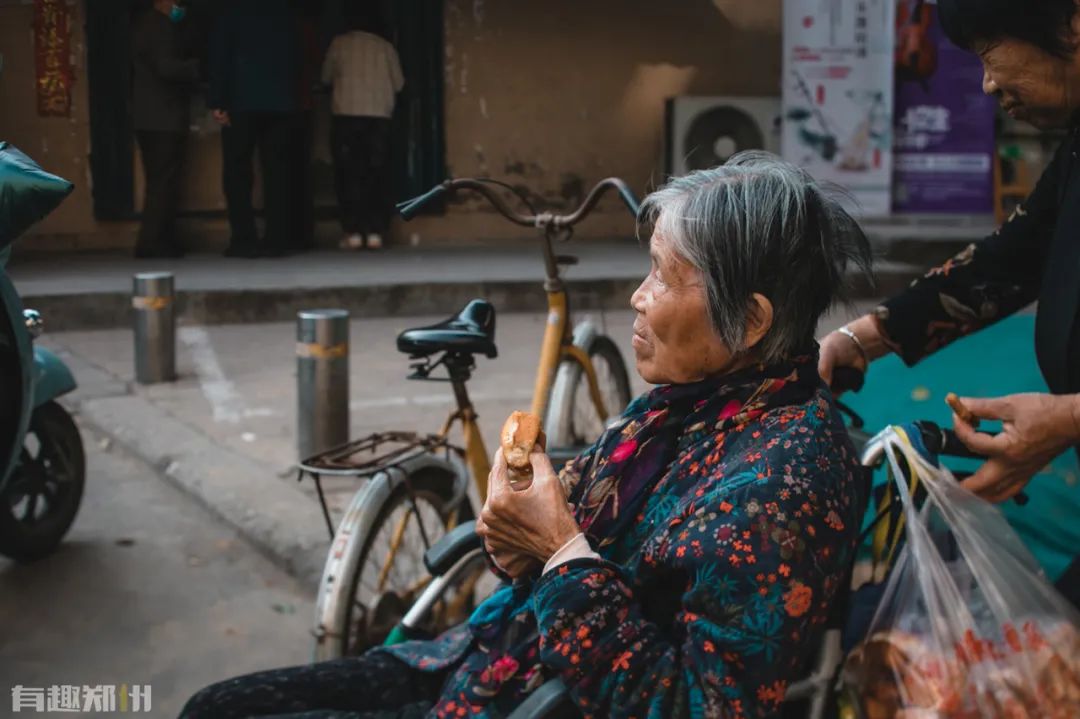 陇海高架下的普通小街，隐匿着几代铁路人的不平凡人生
