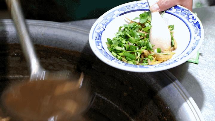 许昌老街鱼汤,许昌这家30多年的羊肉汤店