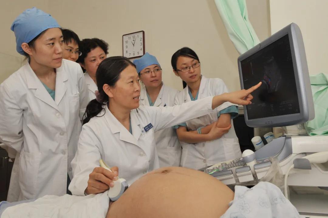 优秀征文选登丨“我喜欢迎接新生命的感觉”一一记北医三院妇产科*党**总支书记赵扬玉