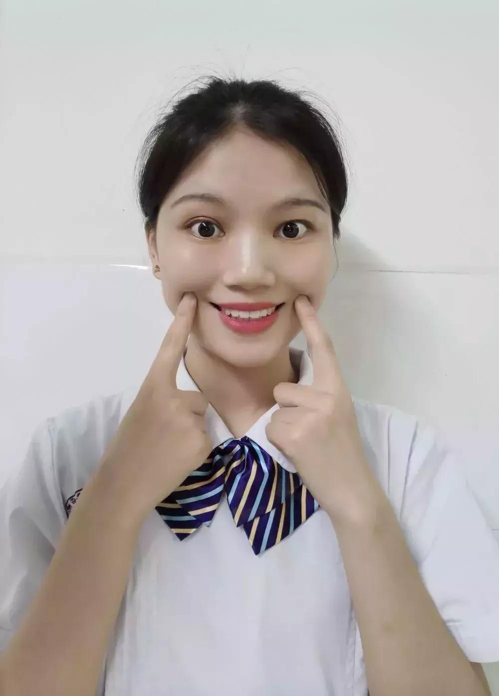 面瘫康复六个动作鬼脸操视频,面瘫鬼脸