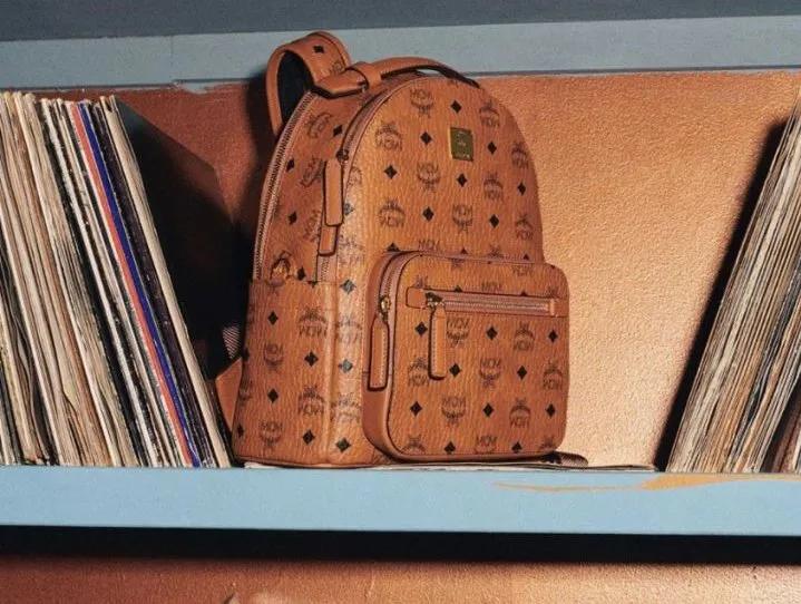 11个更值得买的小众包包品牌,目前流行的女士轻奢包品牌