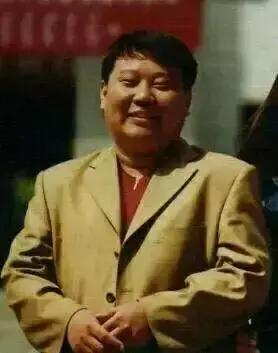 岳云鹏和郭德纲陈年往事,哪一年岳云鹏14岁郭德纲26岁