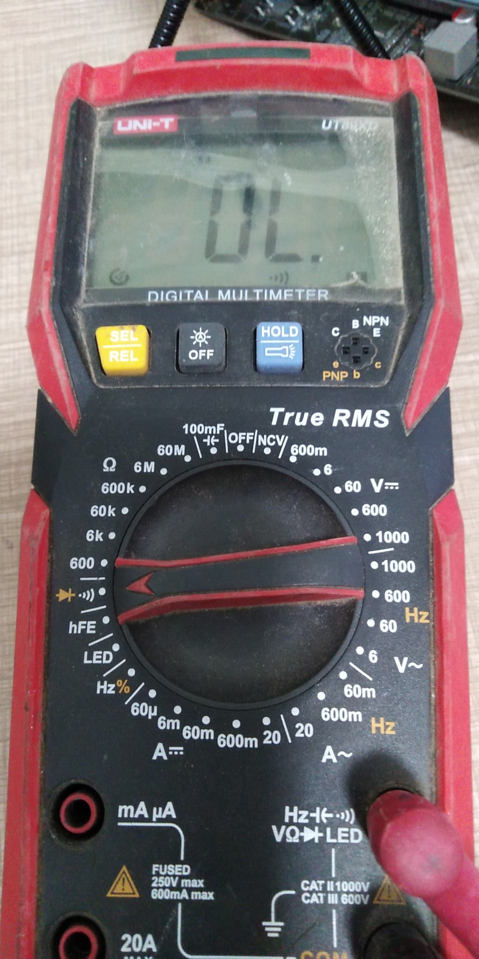 vga线剪断用什么线接长,vga线太长无信号什么原因