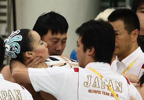 37岁女子突然晕倒原因,女孩突然晕倒猝死什么原因