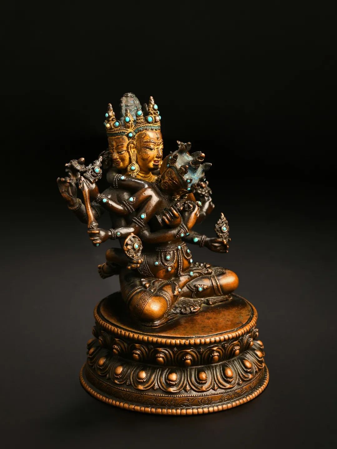 古天一拍卖2022秋拍成交记录,2023年竞价过亿拍品成交现场