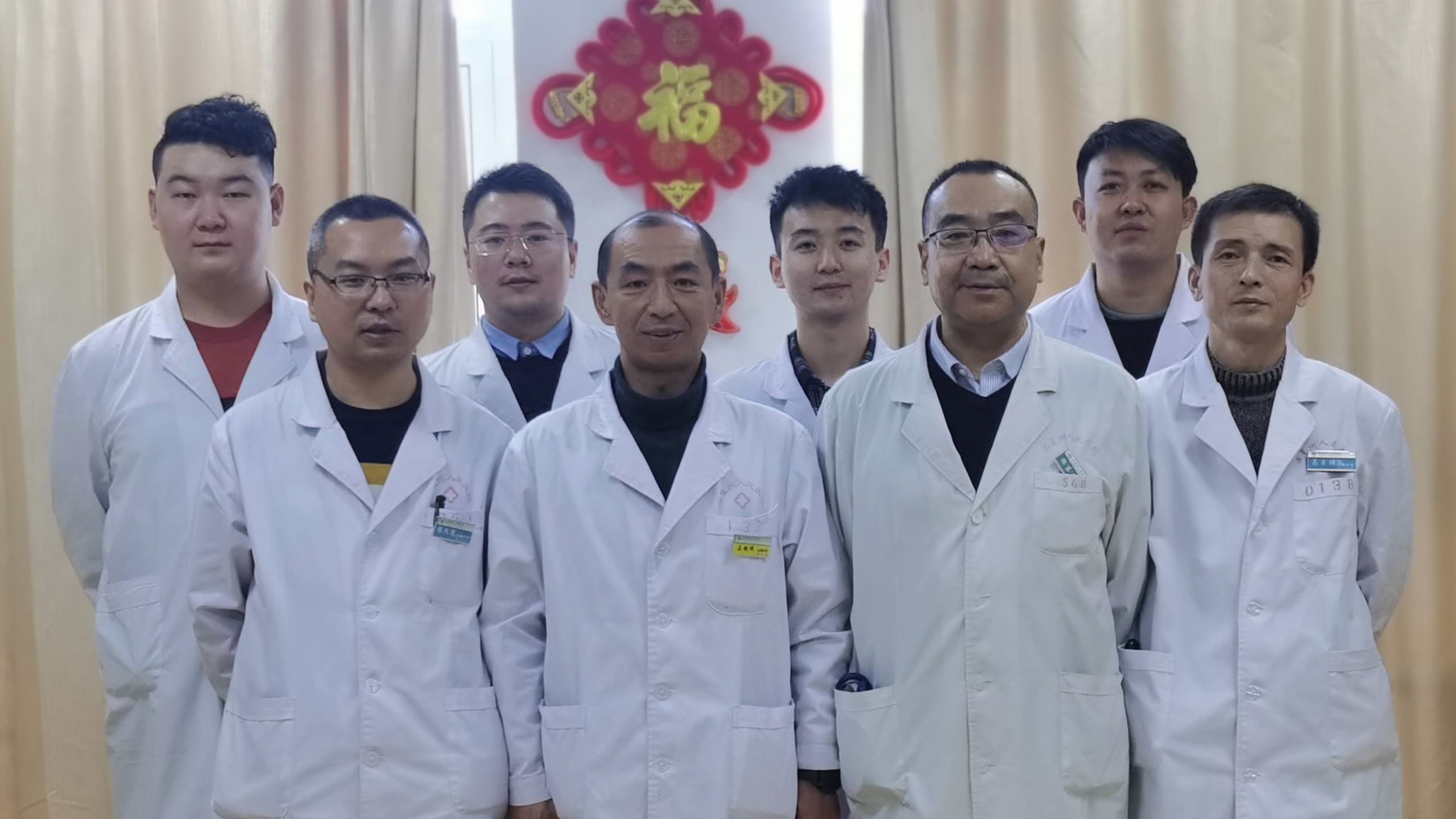 剑突下胸腔镜胸腺瘤切除术,单孔胸腔镜胸腺瘤手术