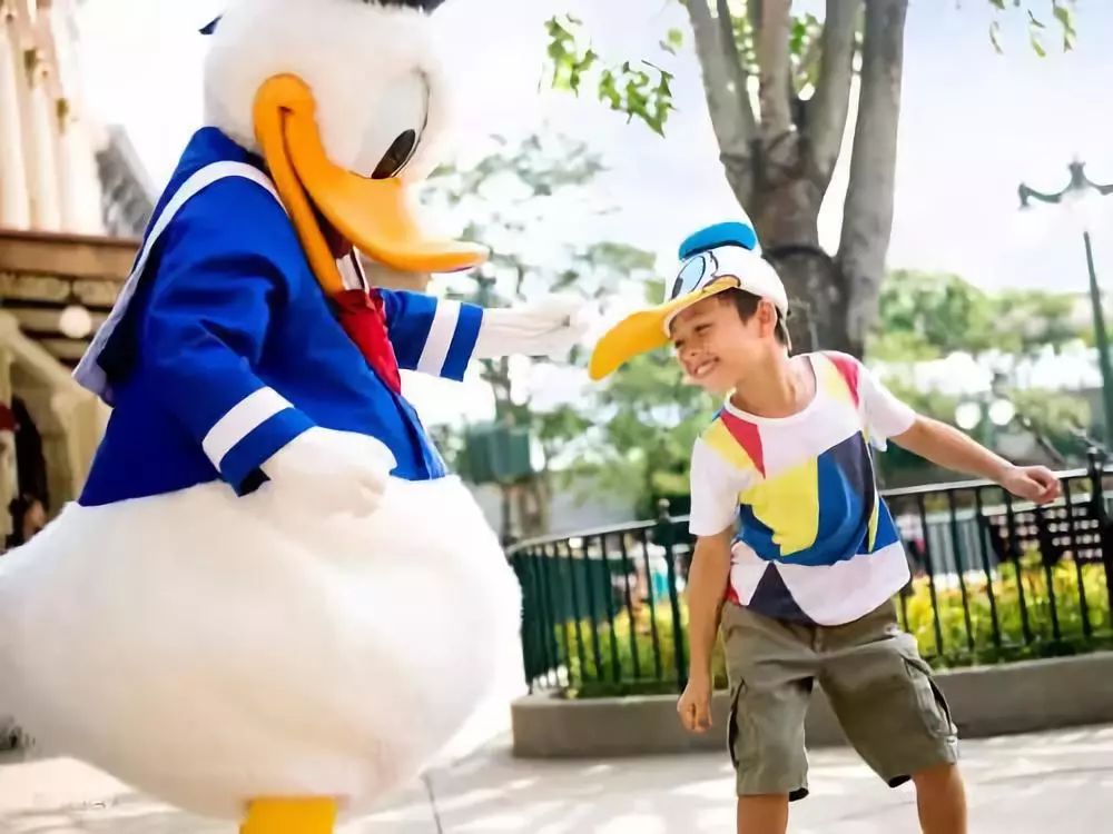 香港迪士尼好莱坞酒店是否含门票,要去香港迪士尼玩住宿怎么选