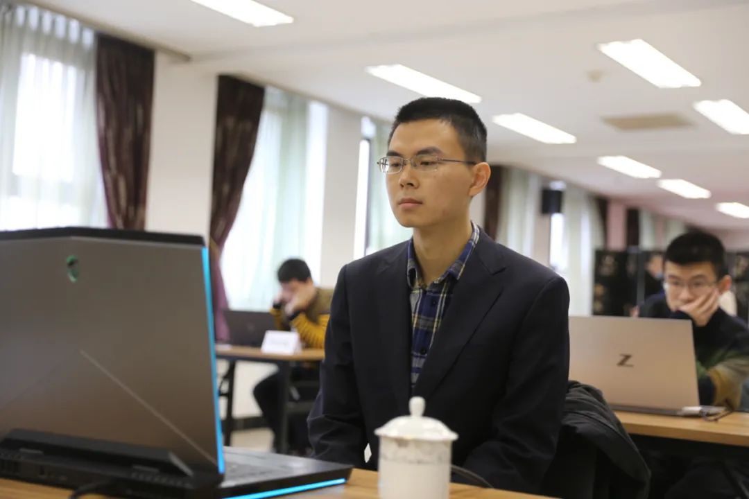 柯洁逆转局势,柯洁天元杯对芈昱廷