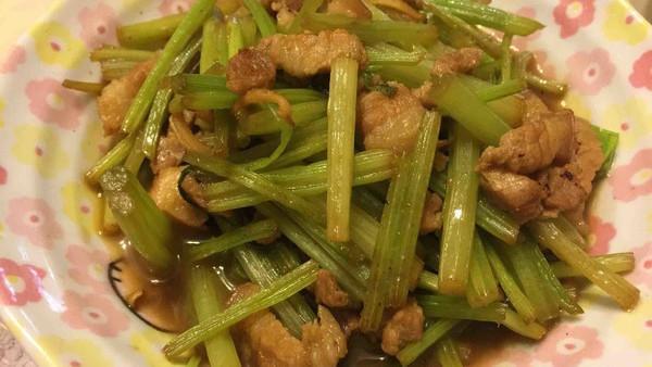 夏季上火吃什么饭菜,夏天怕上火吃降火菜