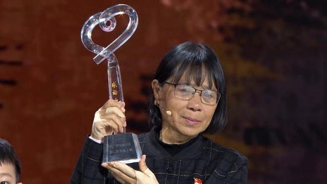 致敬最美校长张桂梅,最美校长张桂梅现状