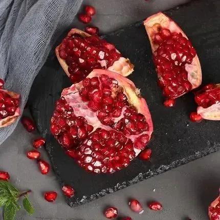 新品上市突尼斯软籽酸甜口石榴,正宗突尼斯软籽石榴成都