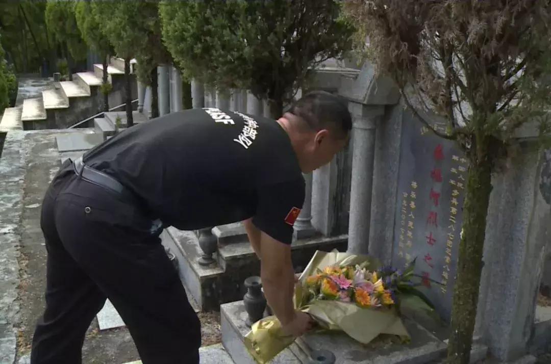 一村三代人守护无名烈士墓73年,一家三代为烈士守陵86年