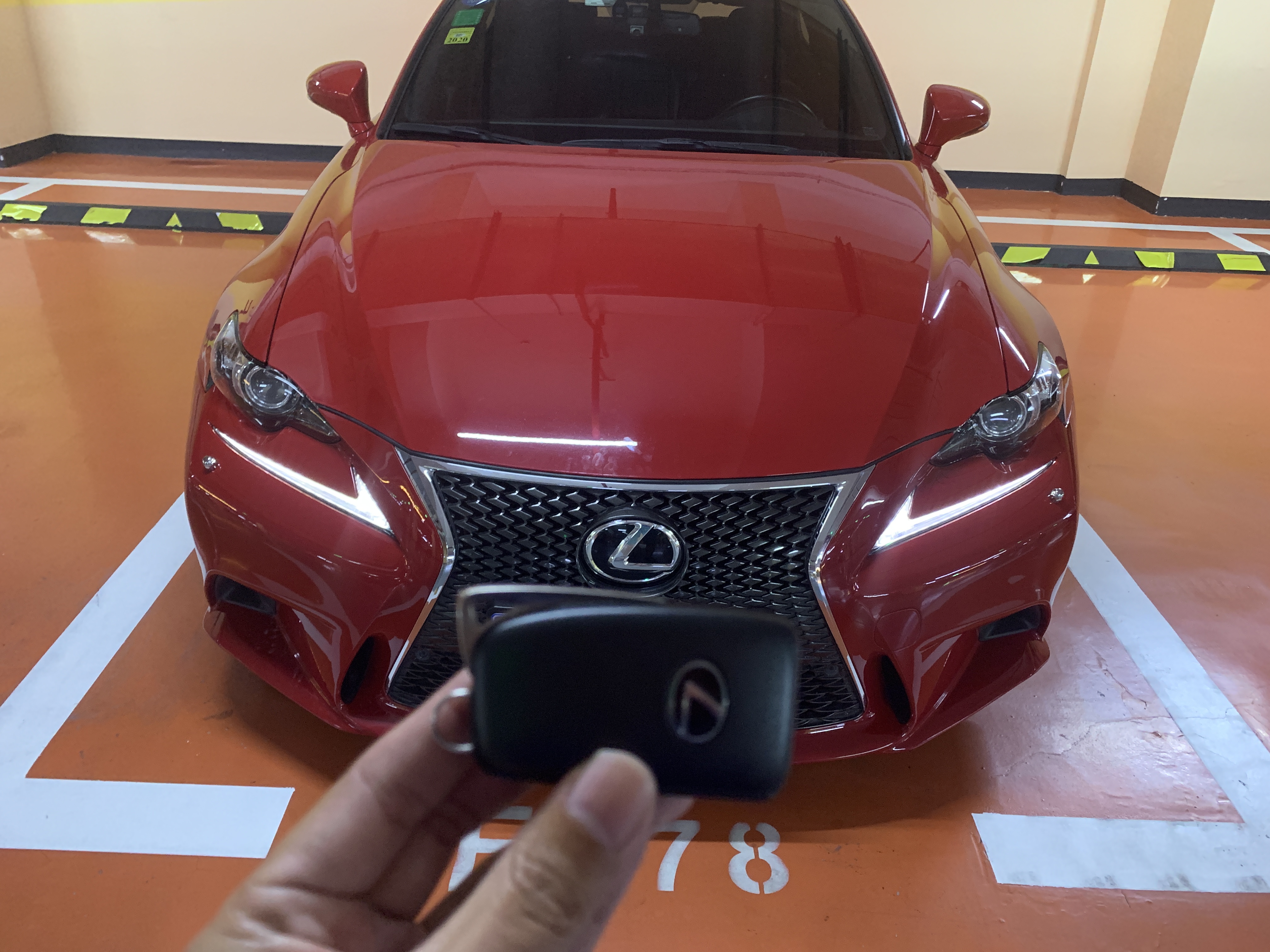 雷克萨斯销量滑坡，在中国地位已不如红旗？为何大家不买凌志了？