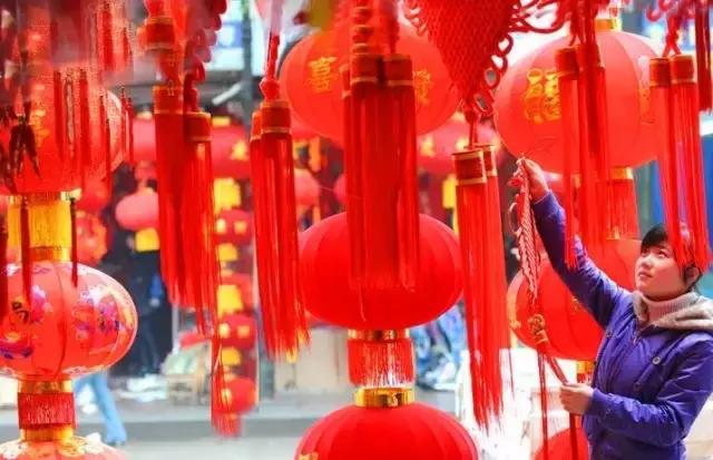 红红火火过大年满满喜庆气氛,年味十足红红火火过新年