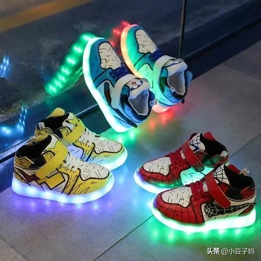 这些鞋子不能给孩子穿,这种鞋子不要给孩子穿